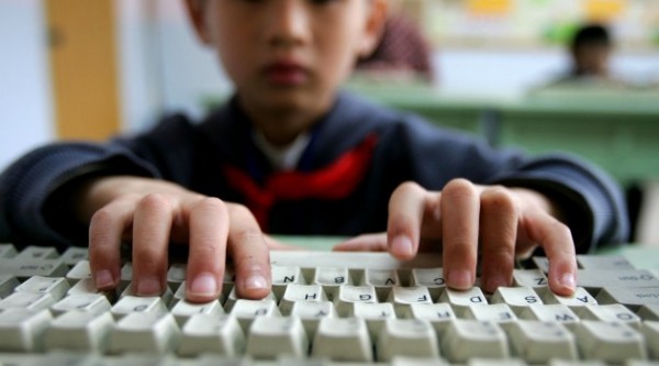 kids_using_computers_online_safely-630x350_1